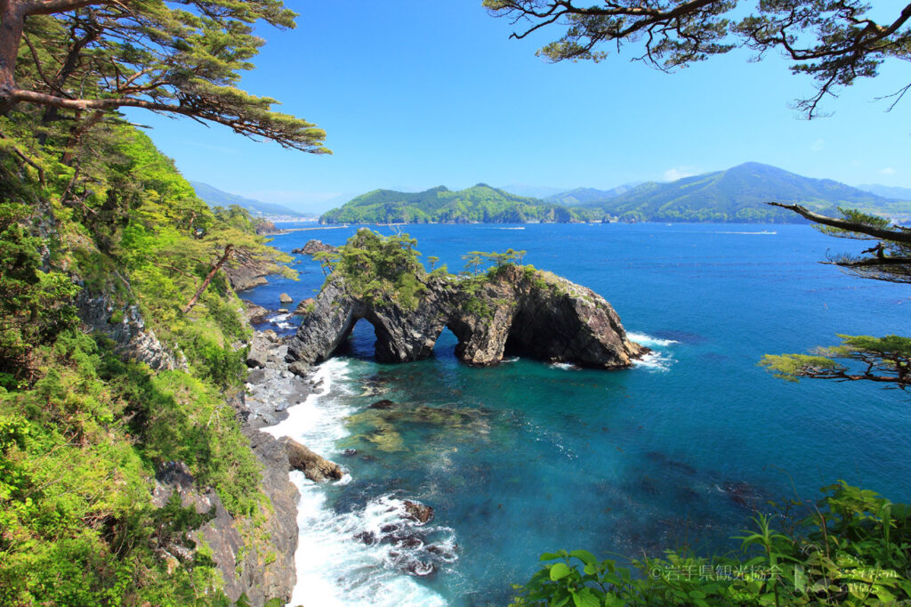 碁石海岸・穴通磯